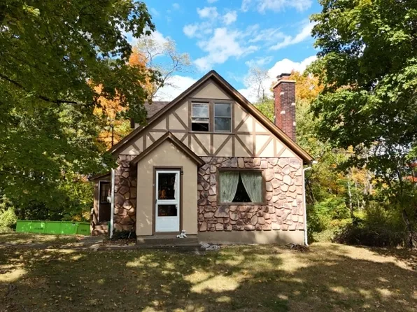 10 Summit Ave, Newton Town, NJ 07860