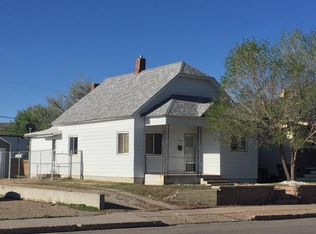 608 W Buffalo St, Rawlins, WY 82301