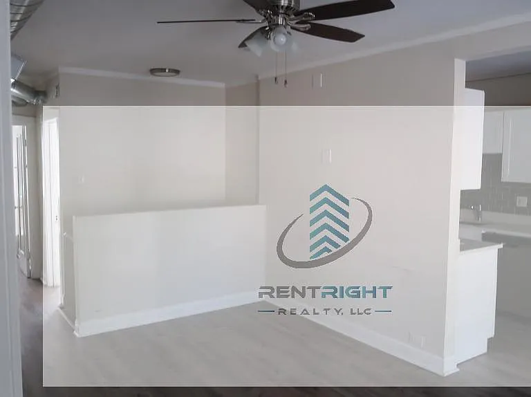 1249-55 W Henderson St #12511 — Photo 3
