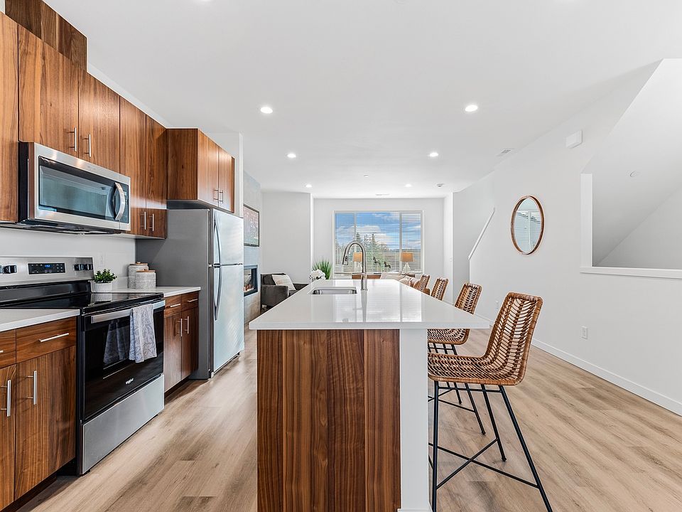 1st image of 8994 N Cottonwood St #8994