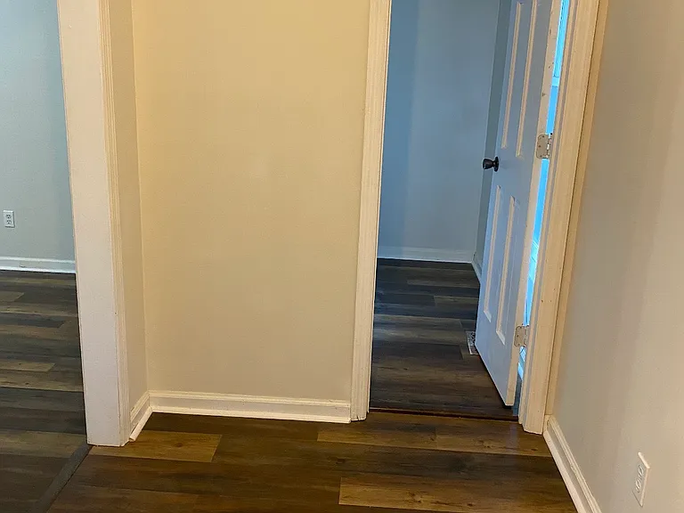 6337 Lakehaven Dr — Photo 14