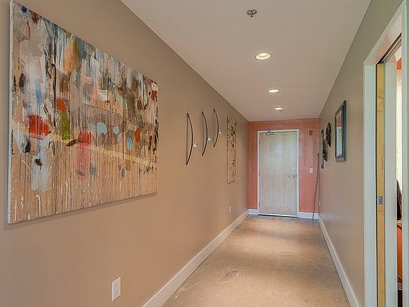 2nd image of 2120 Wyandotte St APT 14