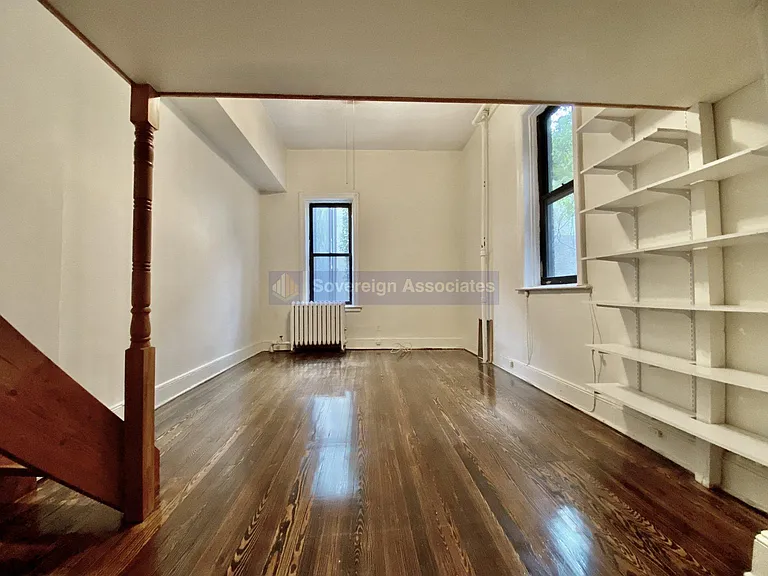 320 W 106th St #2E — Photo 2