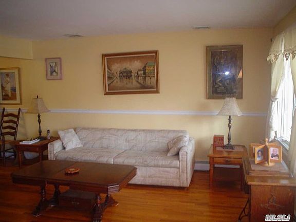 4th image of 102 Grassy Pond Dr
