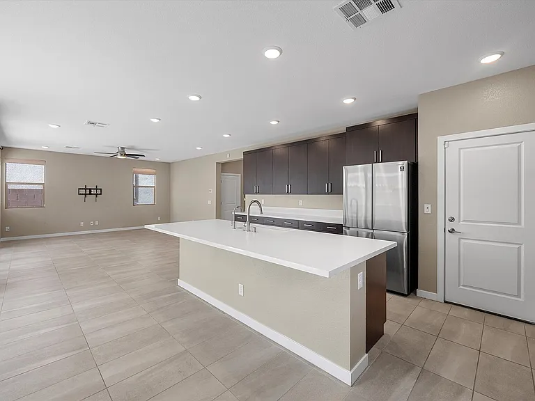 537 Monarch Ridge Ct — Photo 9