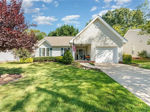 5420 Whitley Way, Greensboro, NC 27407