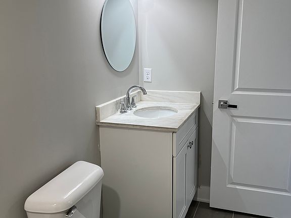 5th image of 1640 E Mound St #2-F