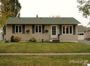 45 Hays Cir, Silver Bay, MN 55614