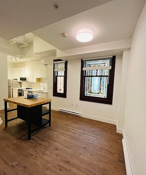 1523 Davie St #202 — Photo 17