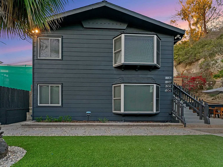W Brookes Ave — Photo 30