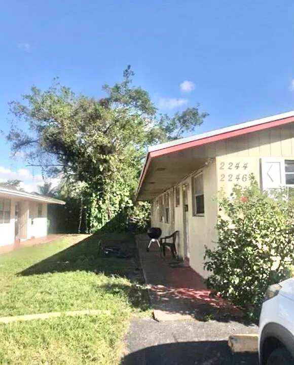 2240 NW 59th Ter #4-1