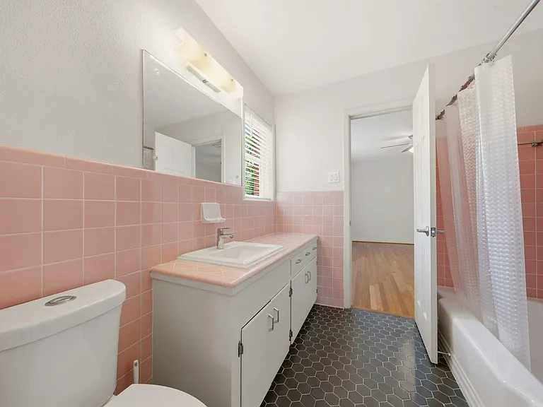 6323 Cindy Ln — Photo 13