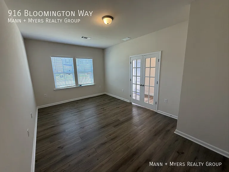 916 Bloomington Way — Photo 6