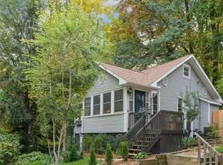 204 Terrace Rd, Des Moines, IA 50312