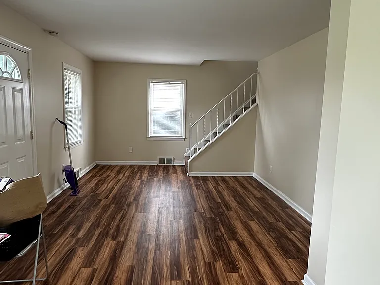2945 Burdette St — Photo 21