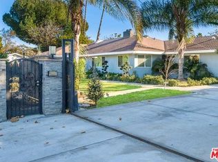 17620 Rayen St, Northridge, CA 91325