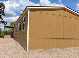 18124 County Road 163, Elmendorf, TX 78112