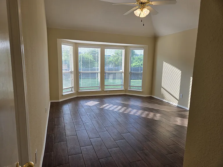 12100 Worthwood St — Photo 19