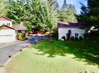 95867 Cape Ferrelo Rd, Brookings, OR 97415
