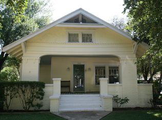 306 Gresham St, Smithville, TX 78957