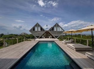 615 Dune Rd, Westhampton, NY 11977