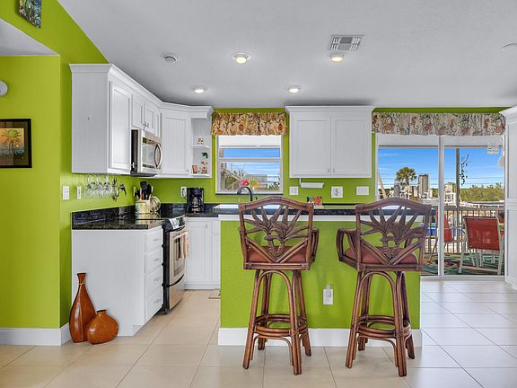 5th image of 24225 Caribbean Dr W