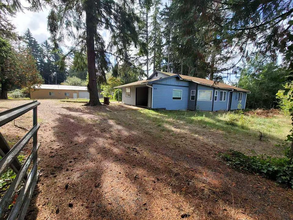 1st image of 1606 128th St E