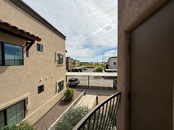 4th image of 2028 E River Rd Unit 203
