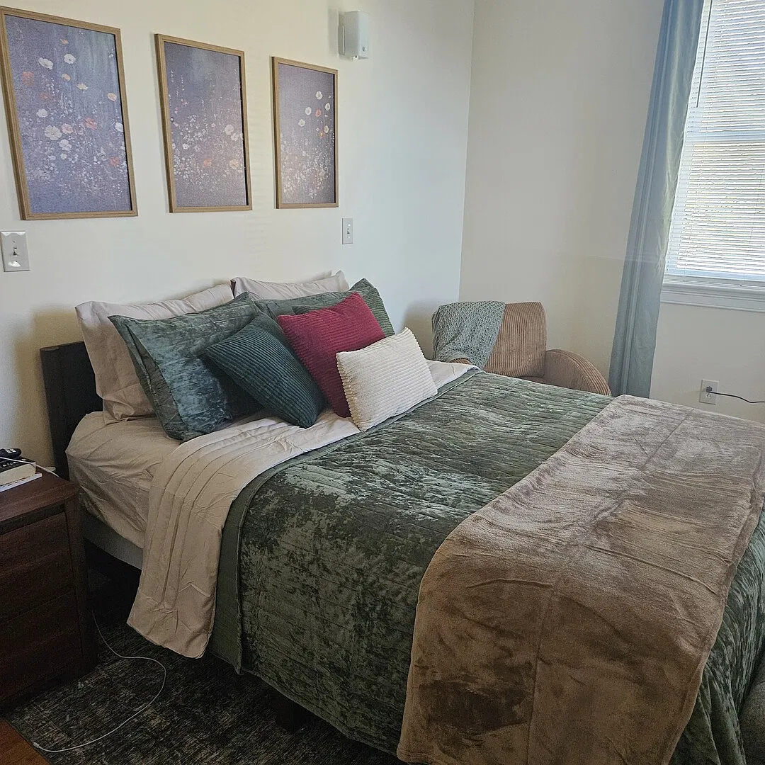 Spacious 3 bedroom 1 bath unit in the heart of Boston — Photo 4