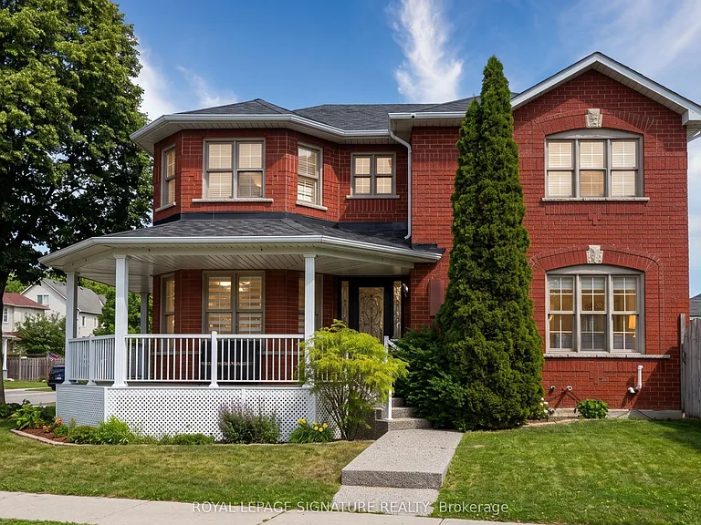 6568 Aston Martin Mews — Photo 1