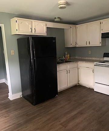4th image of 2002 Washington Ave APT A