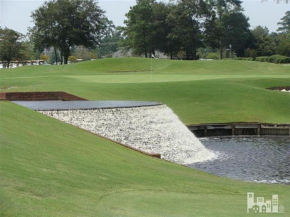 4th image of 165 Legacy Woods Dr