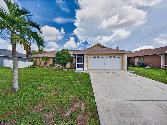 3rd image of 703 SW 21st Ln