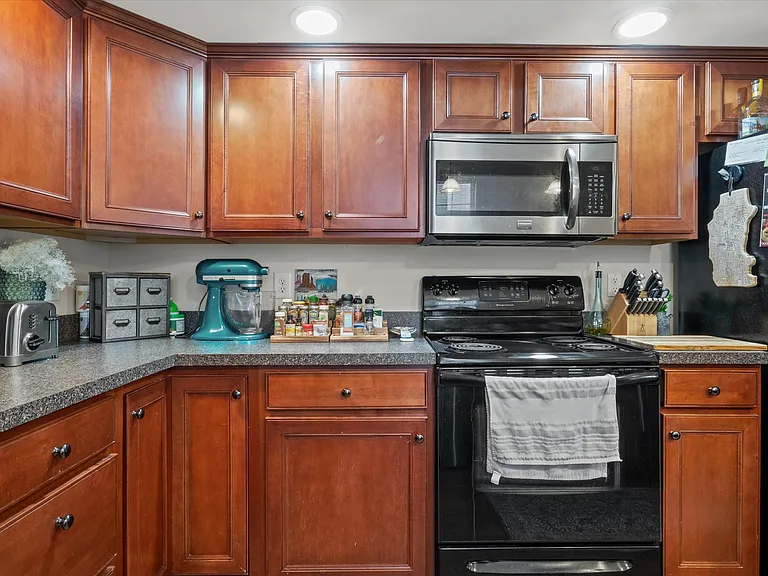 2537 Sun Seeker Ct — Photo 7