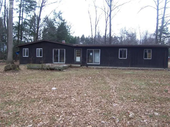 5718 Murphy Lake Rd, Millington, MI 48746