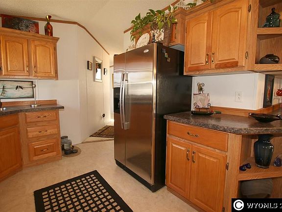 5th image of 350 Columbine Dr #84