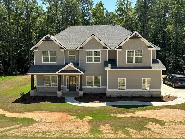 327 Boxwood Ct, Midland, GA 31820