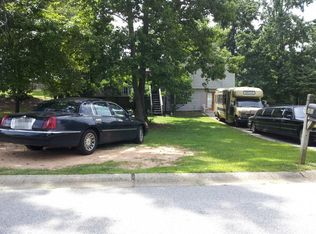 303 Timbermill Cir, Carrollton, GA 30116