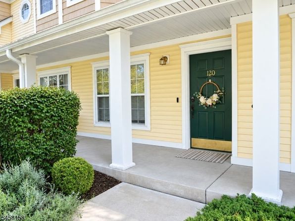 120 Old Farm Dr #120