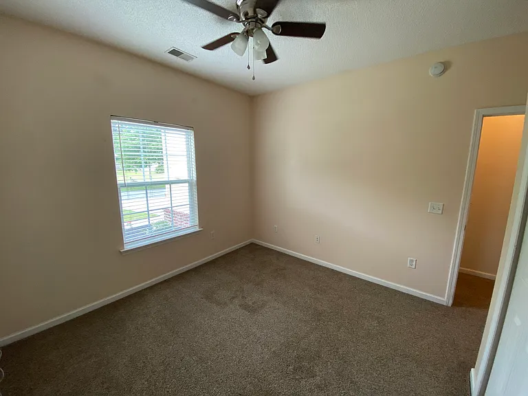146 Alexander Way — Photo 9
