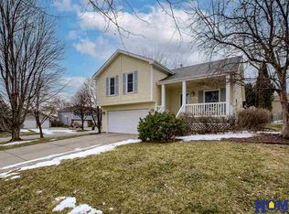 5201 NW 7th St, Lincoln, NE 68521