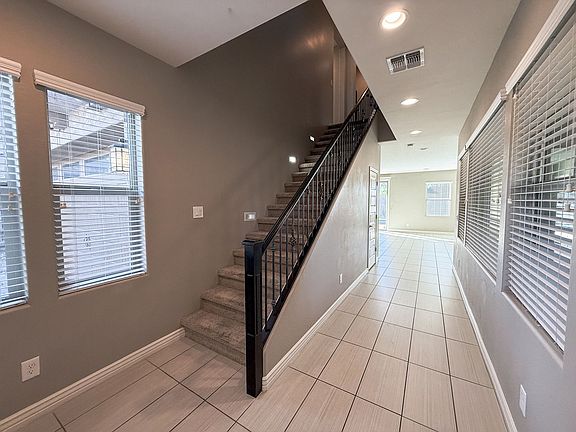 2nd image of 4711 E Daley Ln
