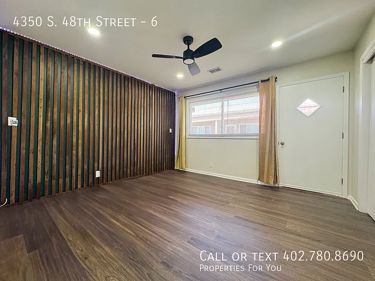 4350 S 48th St #6 — Photo 12
