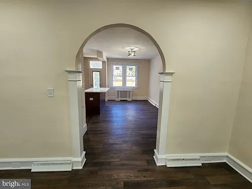 4621 Woodland Ave — Photo 4