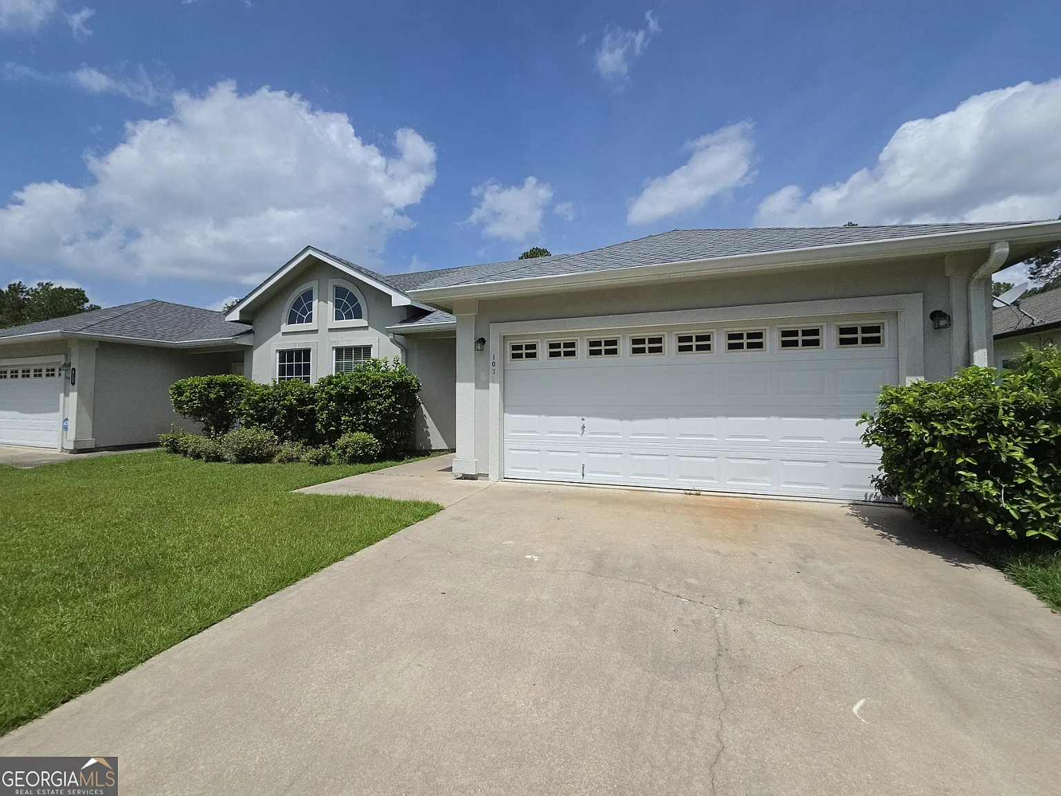 3 bed, 2.0 bath, 1510 sqft, $1,850 — Photo 3