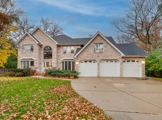 533 N Ellsworth Ave, Addison, IL 60101