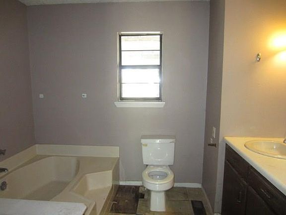 3rd image of 146 Santa Elena Dr