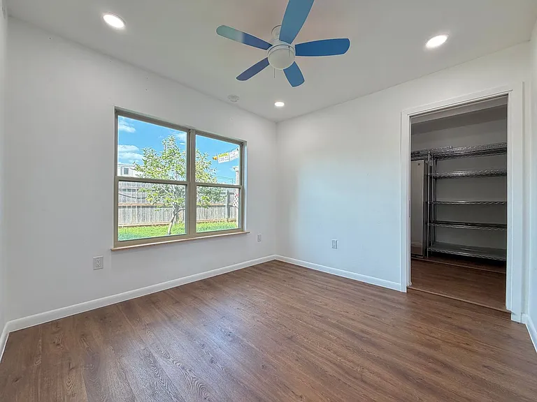 7103 Twin Crest Dr — Photo 14