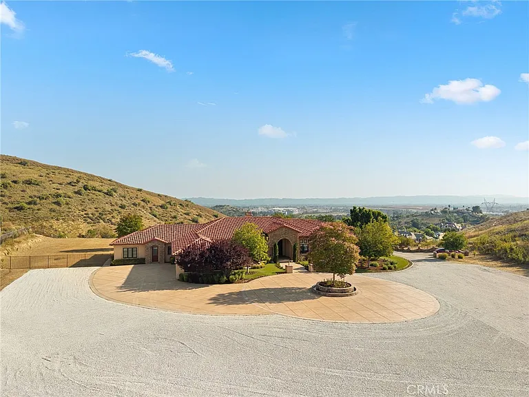 10727 W Stallion Ranch Rd — Photo 34