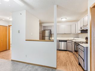 2300 Ridge Dr APT 111, Minneapolis, MN 55416